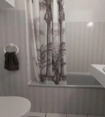 Apartment Location Studio Cabine Les Pieds Dans L'eau *